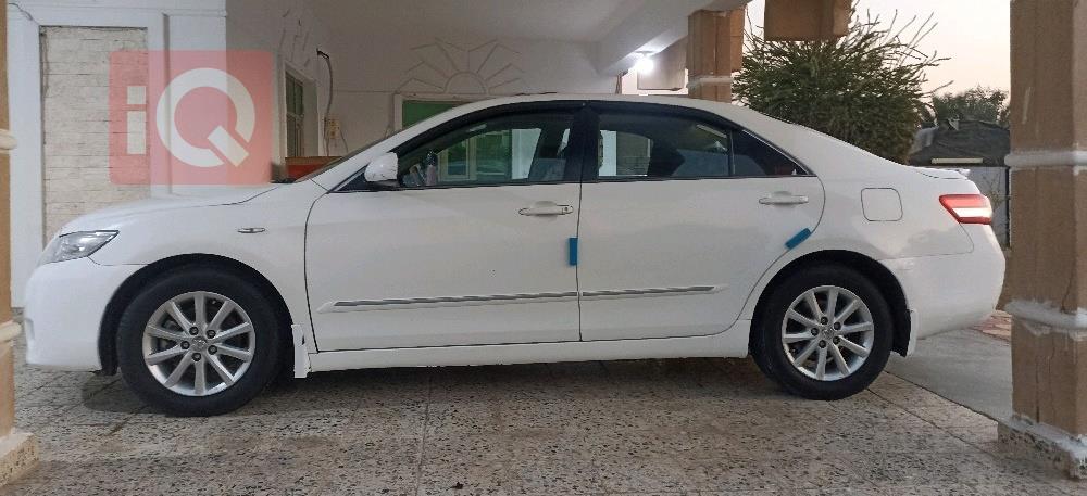 تۆیۆتا کامری